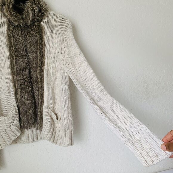 Zara Cardigan Sweater Women L Beige Knit Brown Fur Mob Wife Glam Preppy Boho - Picture 7 of 12